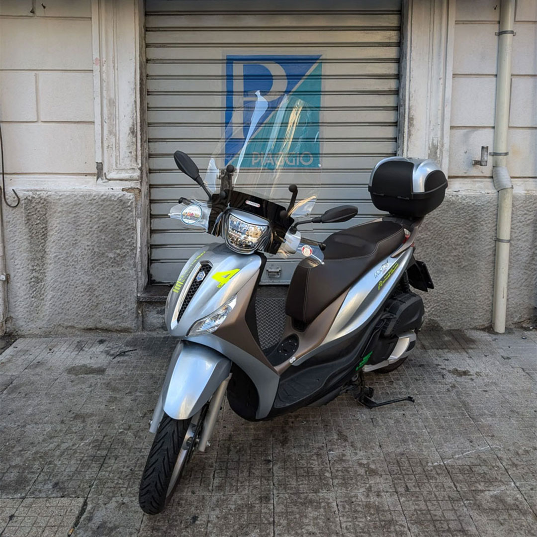 Num. 4 - Piaggio Medley 125cc abs